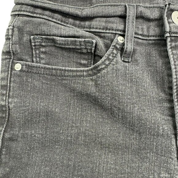 Levi’s 711 Skinny Jeans Women’s Black Wash – Size W27 L28 (US 4) - Picture 8 of 16